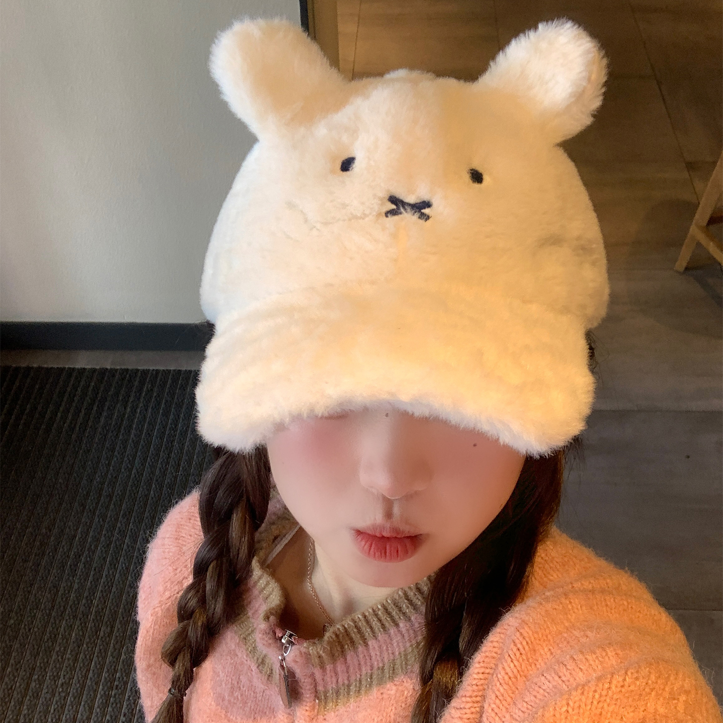 可爱米菲兔子耳朵毛绒棒球帽女