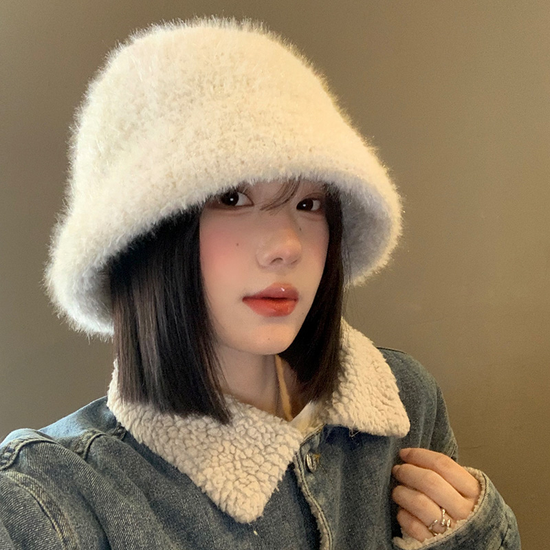 白色毛绒渔夫帽女2025年秋冬季潮