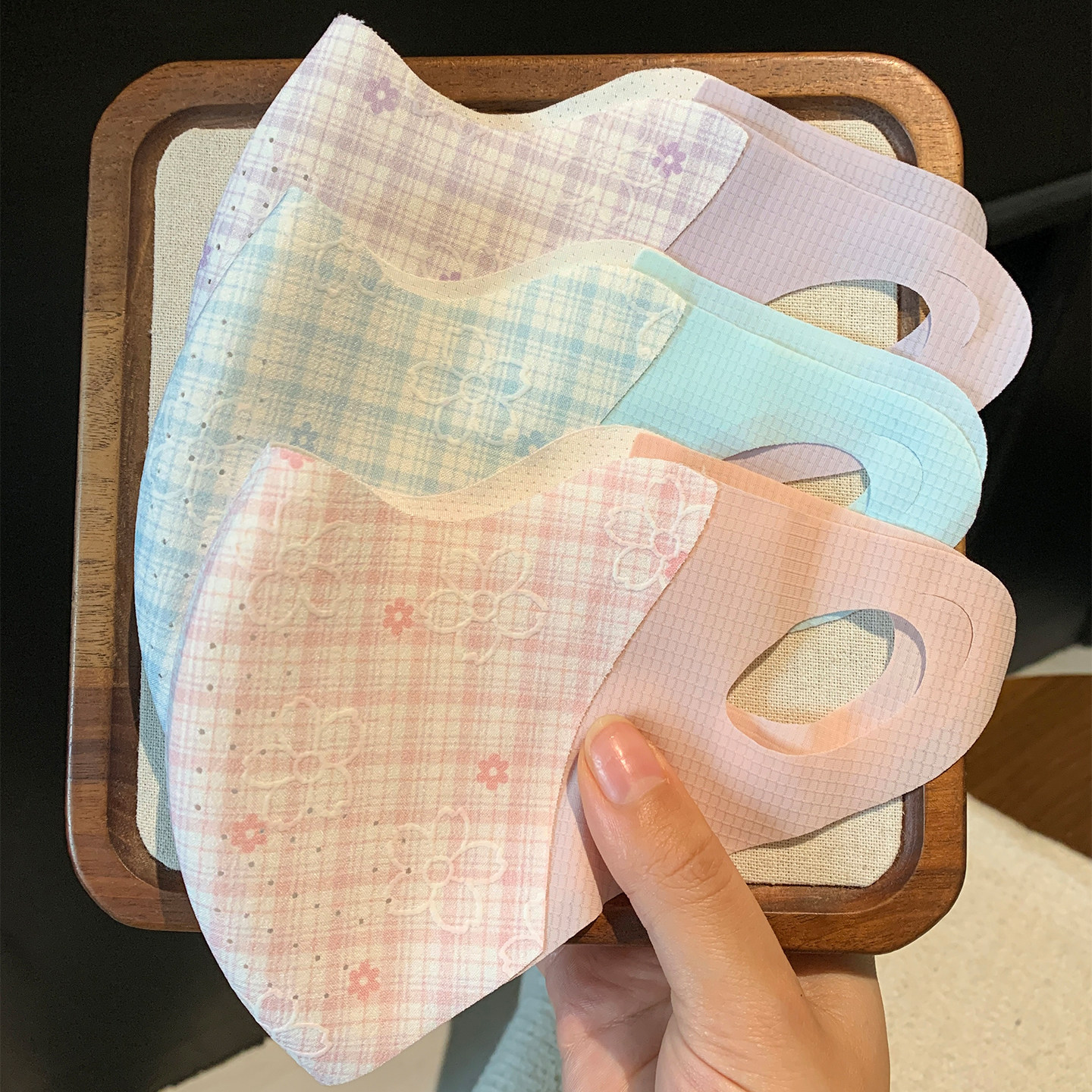 碎花格子无痕冰丝防晒口罩女夏季透气防紫外线骑行护眼角遮阳面罩