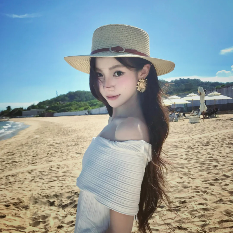 英伦风气质平顶草帽女夏海边沙滩度假遮阳防晒帽草编礼帽旅游帽子