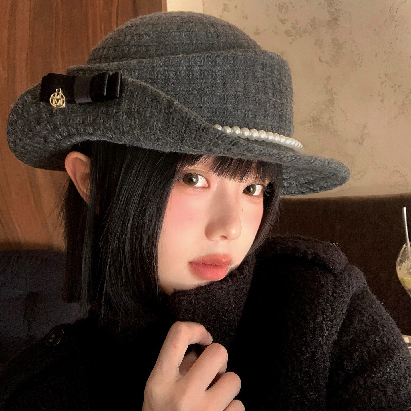 法式赫本风珍珠蝴蝶结礼帽女秋冬高级感灰色针织渔夫帽子气质盆帽