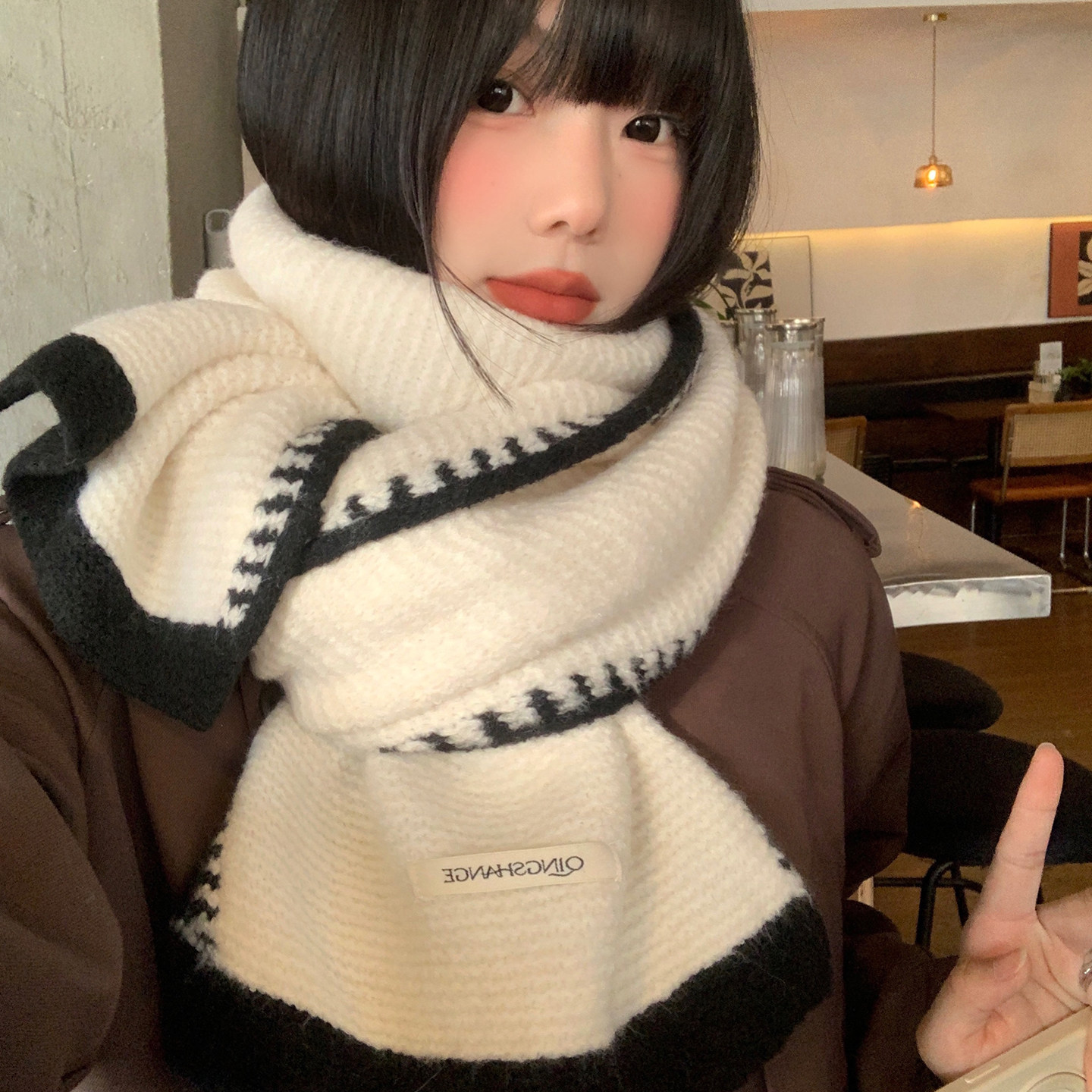 含羊毛锁边针织围巾女秋冬季2025新款韩系氛围感防寒加厚保暖围脖,服饰配件/皮带/帽子/围巾,围巾/丝巾/披肩,淘宝优惠券,粉丝福利购,淘宝优惠卷