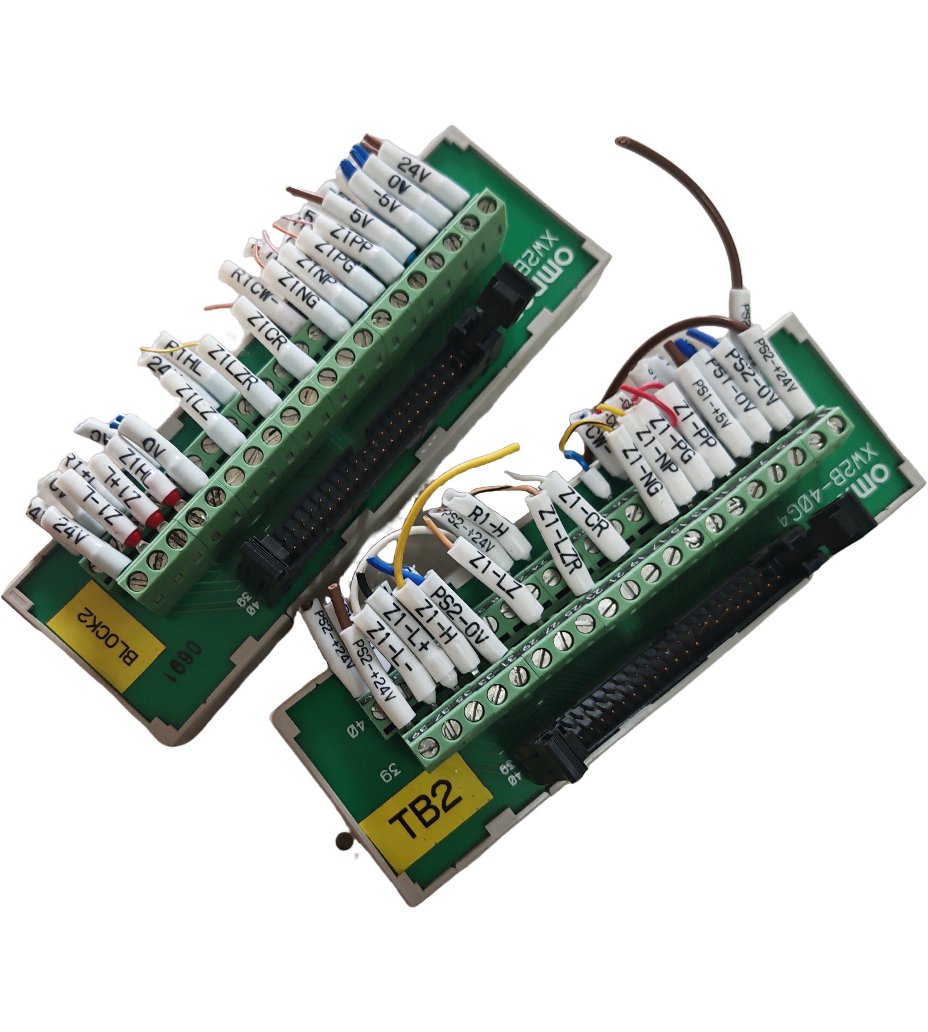 PLC接线模块40针连接器欧姆龙OMRON接线端子排XW2B-40G4