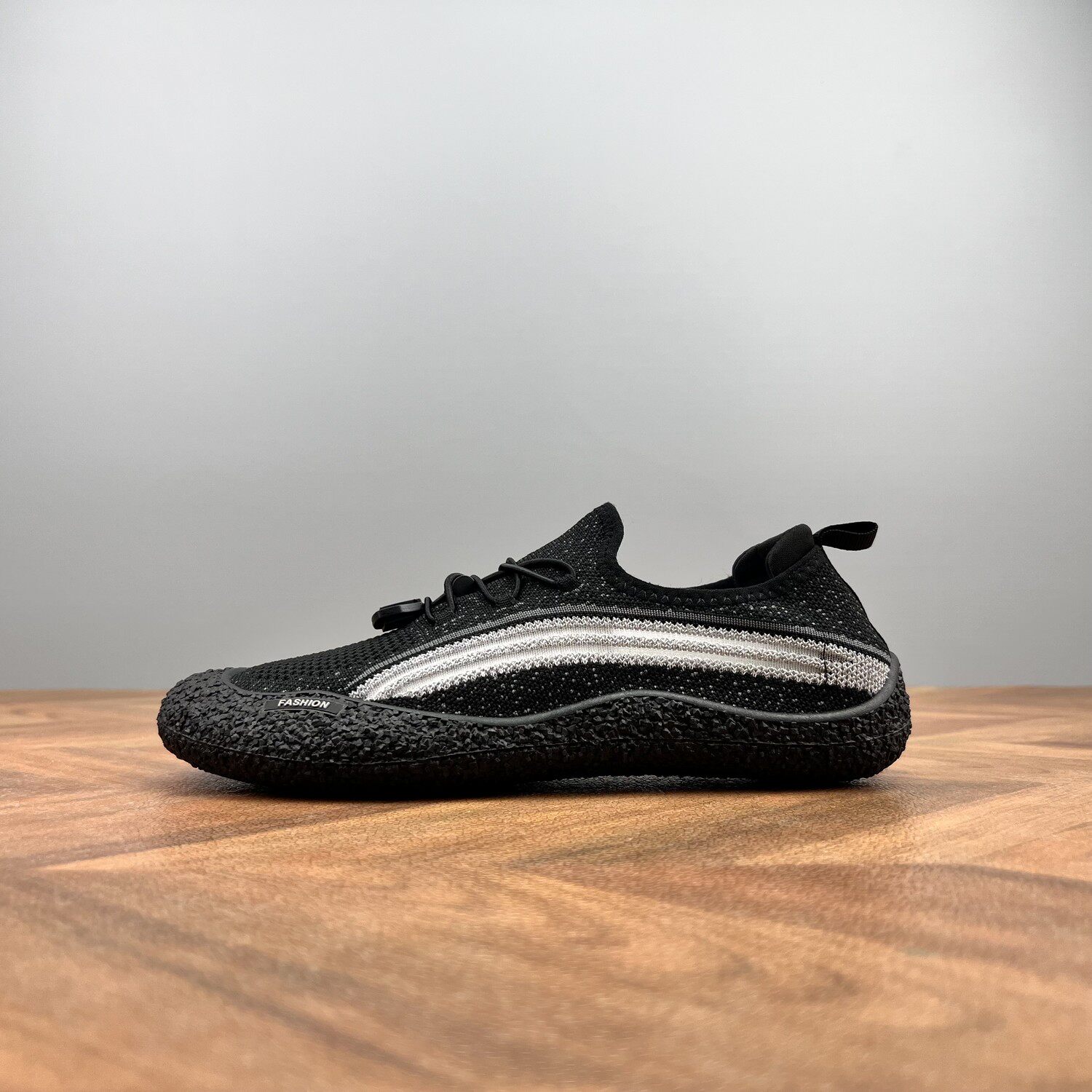 出口单男女款飞织网面游泳鞋夏季透气免系鞋带防滑耐磨休闲溯溪鞋