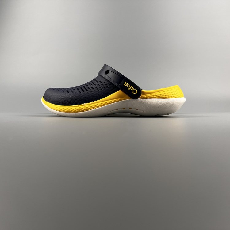 外贸男士日常户外休闲洞洞鞋韩版潮大码包头拖克骆格情侣款沙滩鞋