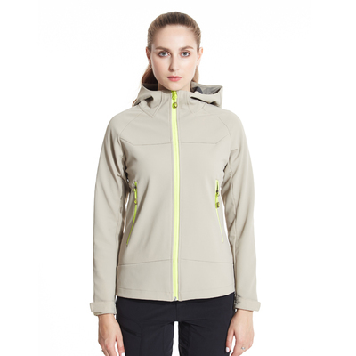 carava正品喀尔沃防水透气软壳衣