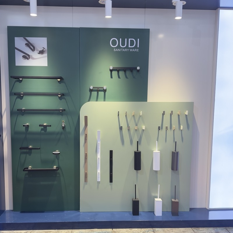 花洒展架淋浴挂板卫浴展示架毛巾架挂件展板水龙头挂墙式展示板