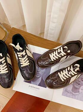 VK定制 韩版真皮时尚休闲运动鞋女MZ989