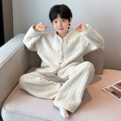 2025年新款法兰绒男童睡衣秋冬季加厚保暖中大童家居服套装可外穿