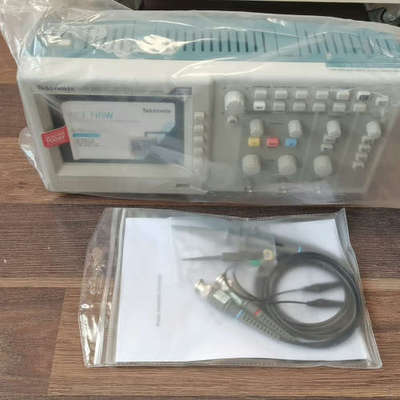 台州设备TDS2022C  准新机，带两条，一条电源线，