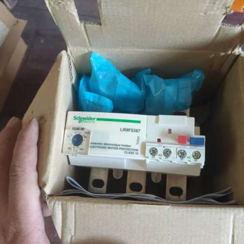 台州设备电子过载继电器LR9F5367，60-100A，C