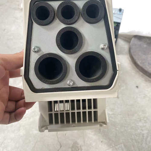 台州设备ABB变频器ACS580-01-07A3-4+B056，3K