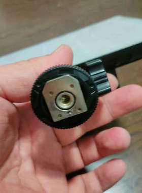 台州设备永诺YN300Air II二代LED补光灯，RGB全彩屏设计