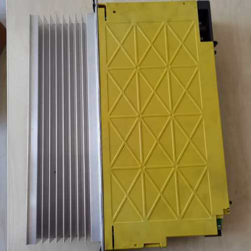 台州设备A06B-6117-H104发那克驱动器α40，几年前从新机