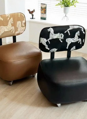 万向轮小凳子家用软包矮凳带靠背懒人椅子滑轮移动凳子客厅沙发凳