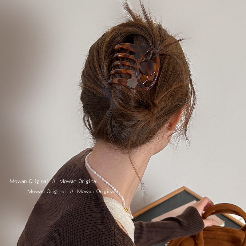 复古豹纹镂空后脑勺抓夹