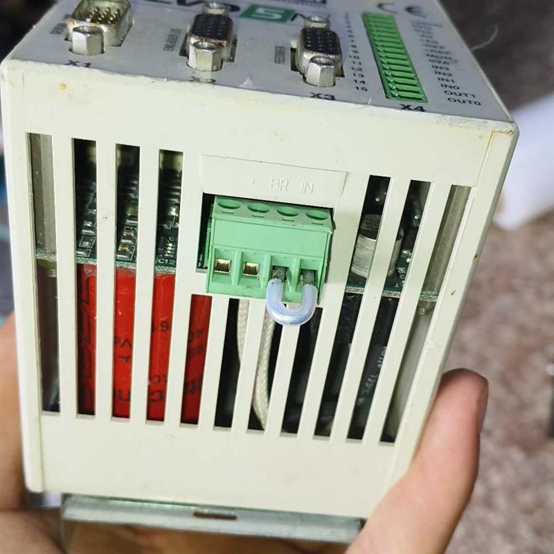 全新库存Parker 驱动器SLVD5NSE,,不懂议价