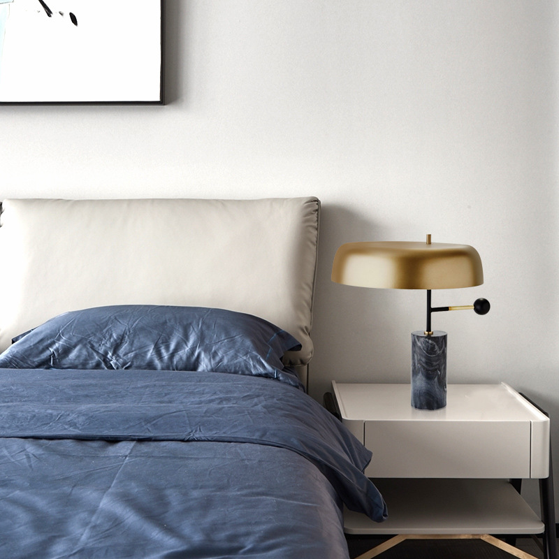 北欧轻奢后现代简约台灯