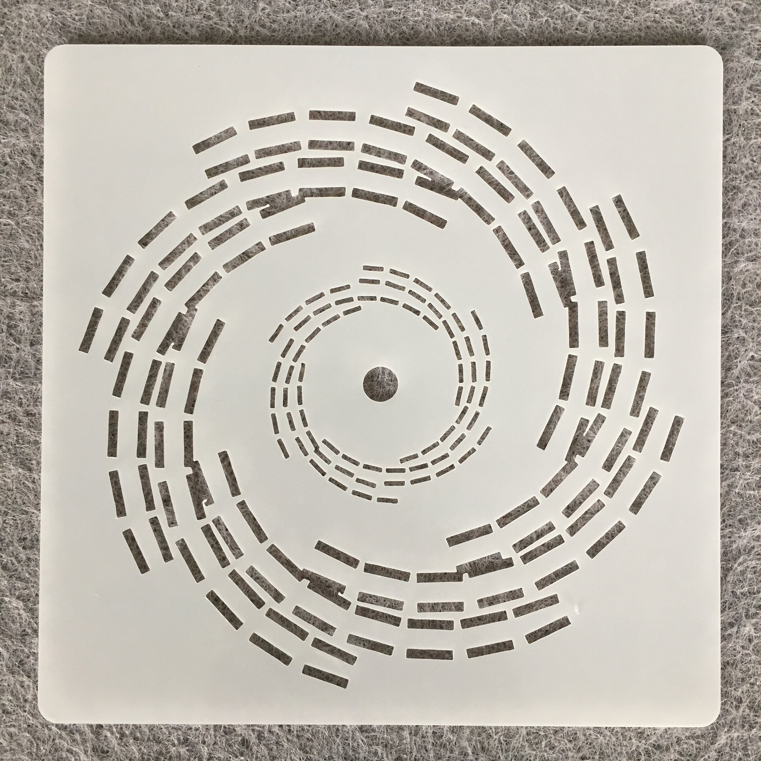 아마존의 새로운 마스킹 만다라 패턴 보조 페인팅 스프레이 벽 스프레이 보드 스프레이 DIY 중공 템플릿