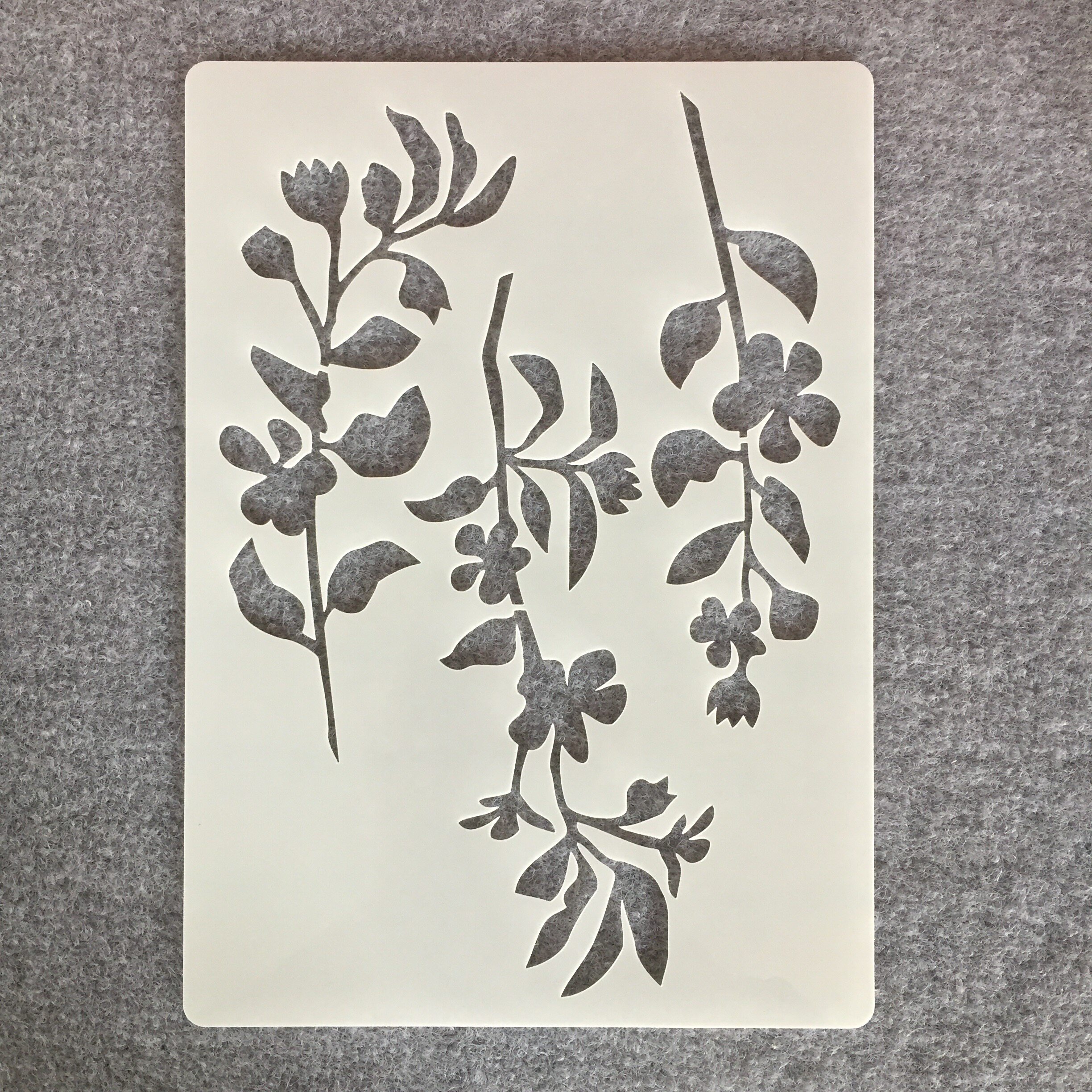 새로운 예술 꽃과 잎 테마 그림 템플릿 맞춤형 중공 벽화 어린이 그림 템플릿 눈금자