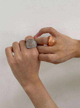 复古透明感亚克力戒指