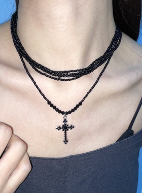甜酷暗黑多层黑色十字架项链