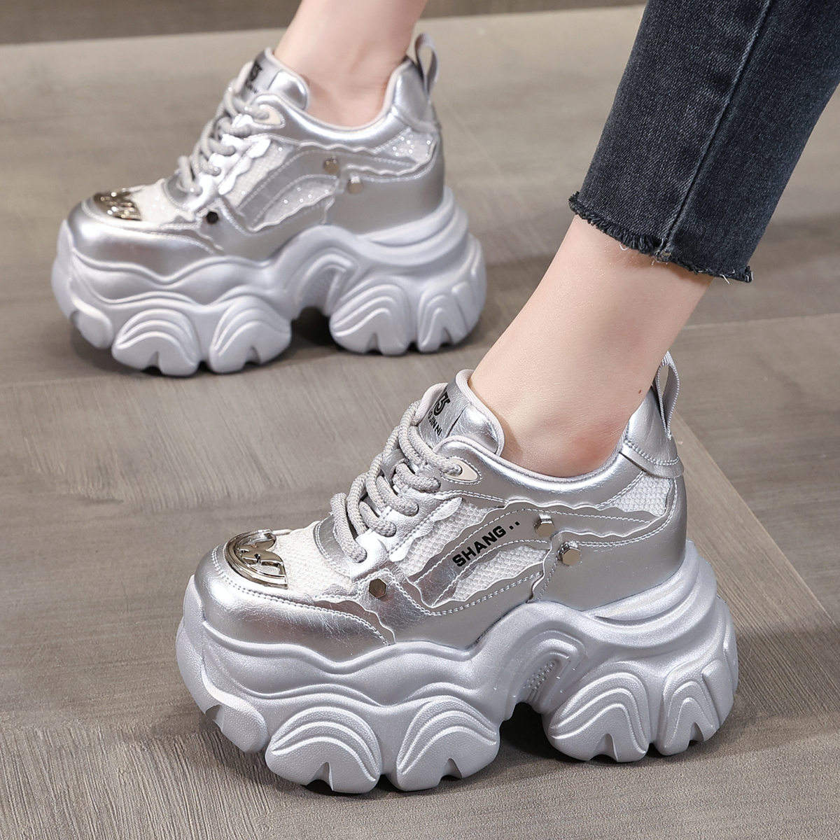 ZFCQ香港网面厚底内增高老爹鞋女