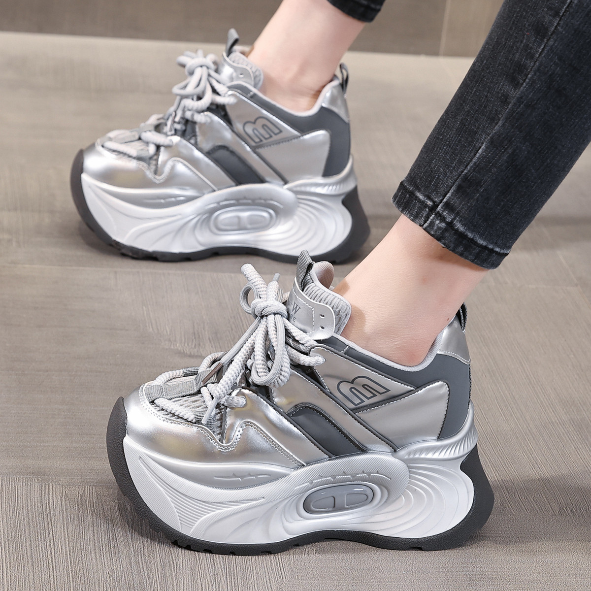 ZFCQ香港真皮老爹鞋女2025春秋新款厚底内增高8cm休闲松糕运动鞋