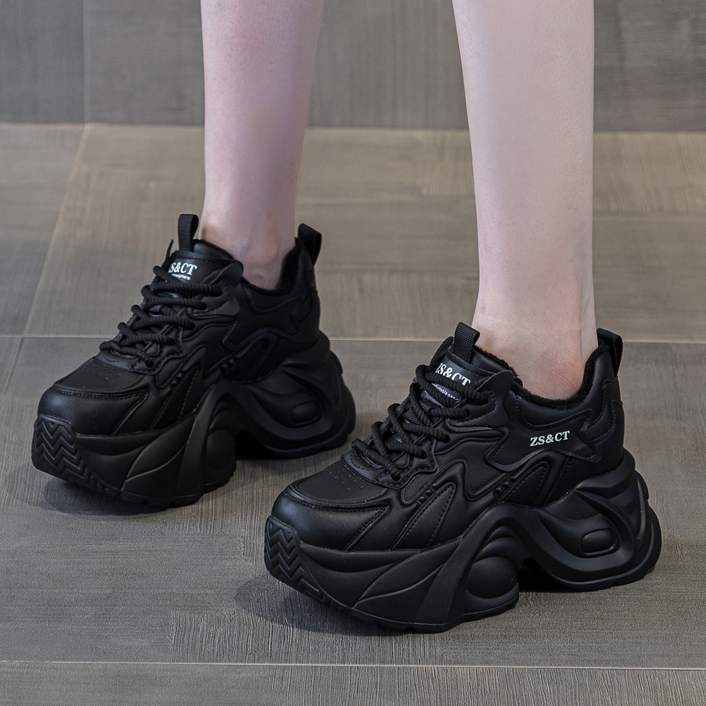 ZFCQ香港新款厚底内增高老爹鞋女款真皮2026春8cm轻便黑色运动鞋