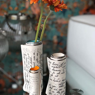 创意ins描金英文书卷造型陶瓷花插 轻奢家居装饰花器样品间摆件