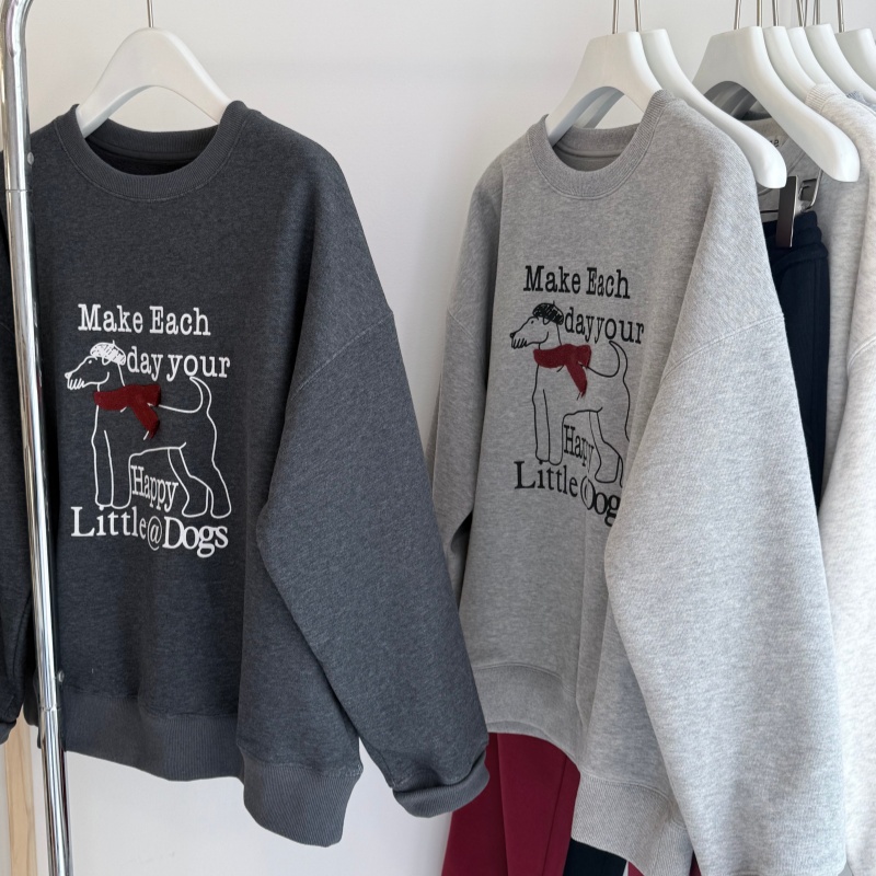 冬加绒 卡通红围巾小狗印花 一体绒宽松包臀大版圆领卫衣女上衣