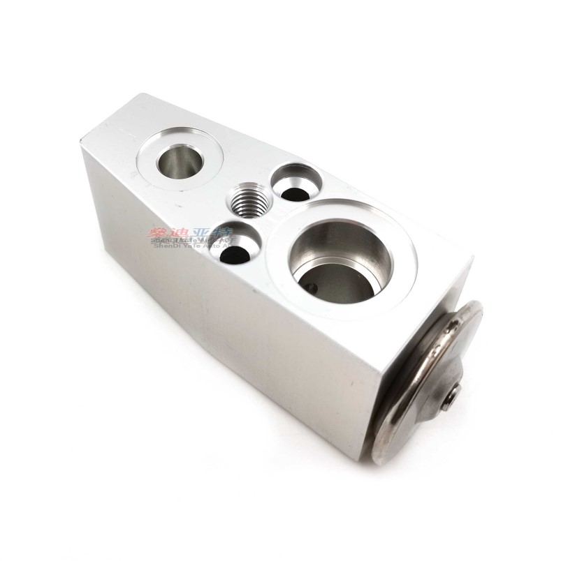 别克君威雪佛兰科鲁兹空调膨胀阀