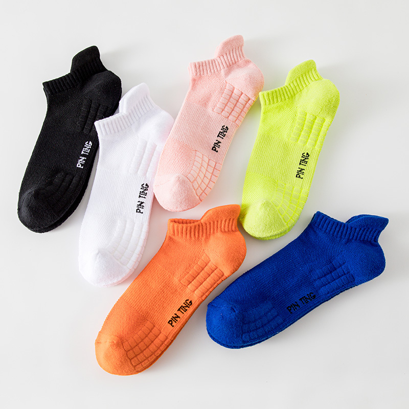 运动吸汗毛巾底女士短袜