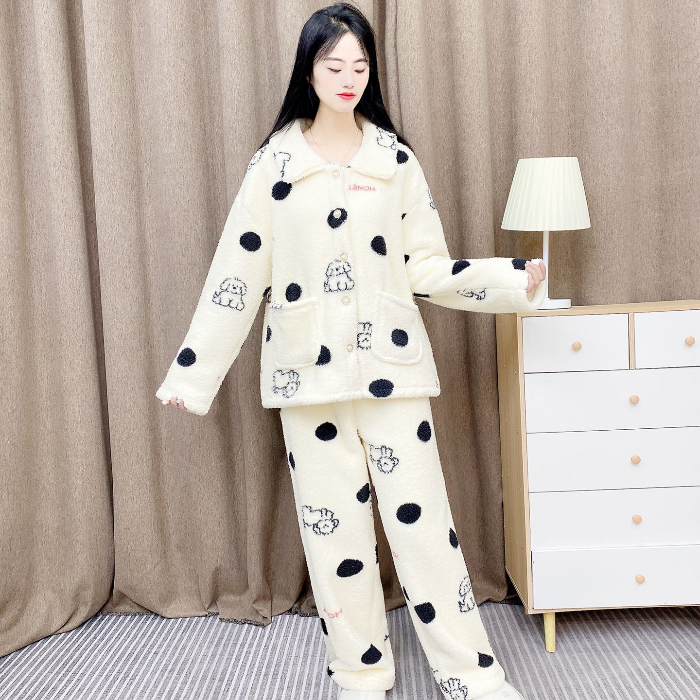 冬季睡衣女款2025新款珊瑚绒加厚可爱女生可外穿法兰绒家居服套装