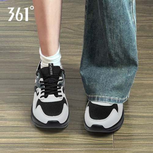 361黑色透气轻便软底跑步鞋