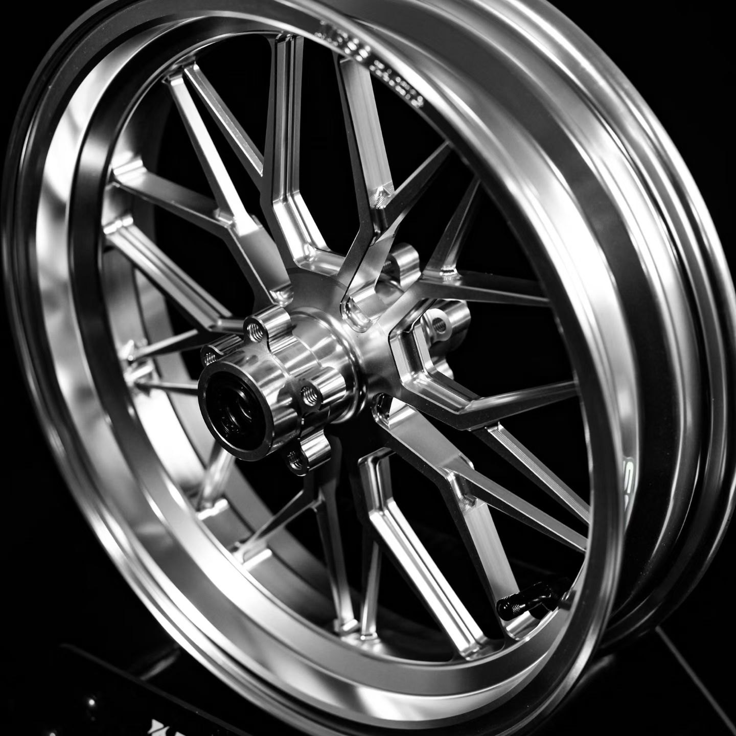 MFSS 2.75J双碟九号E300P小牛NXT猎户座极核458轮毂中置,摩托车/装备/配件,摩托车轮毂,淘宝优惠券,粉丝福利购,淘宝优惠卷