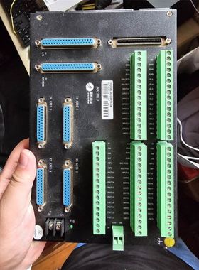 出售一台TDS3032B示波器，开机白屏，成色如图，不包好坏