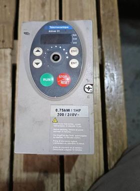 现货两个 HIC2025一个2031 倍加福P+F安全栅便宜