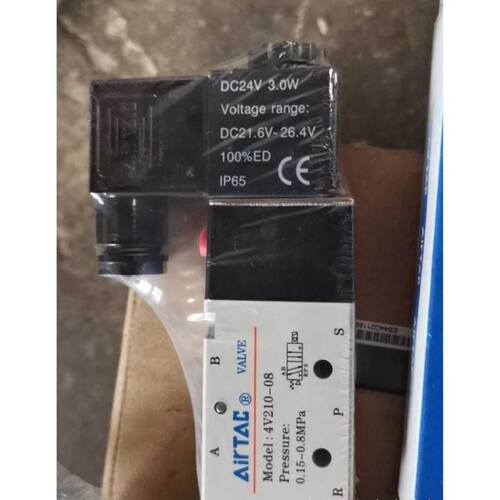 实价 Q02CPU Q62DAN QY41P QD62D 原装PLC模块