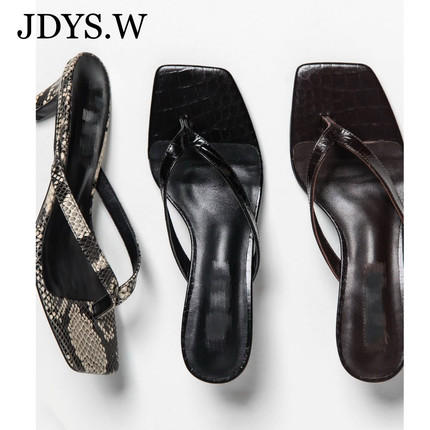 JDYS.W【羊皮鳄鱼纹人字拖】3cm休闲小众设计蛇纹低跟夹脚拖鞋