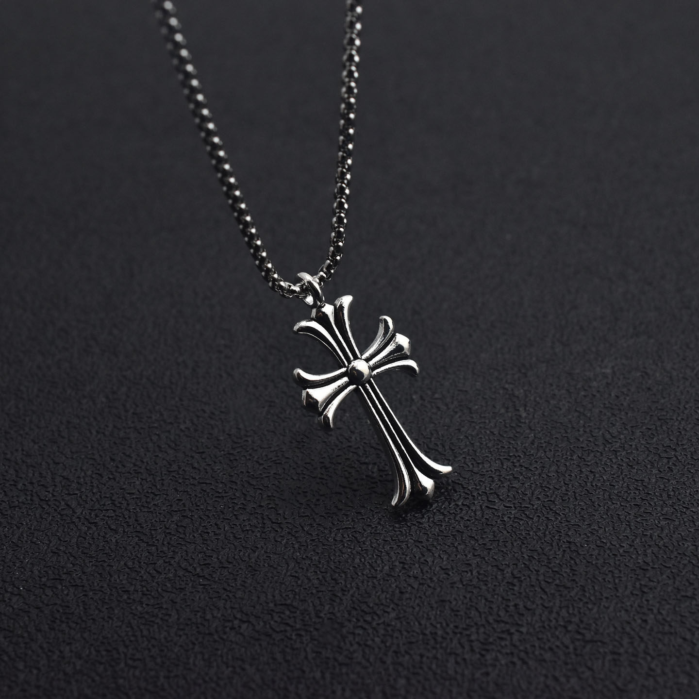 复古仿古银十字架吊坠项链男女百搭T恤卫衣链毛衣链情侣长短项链