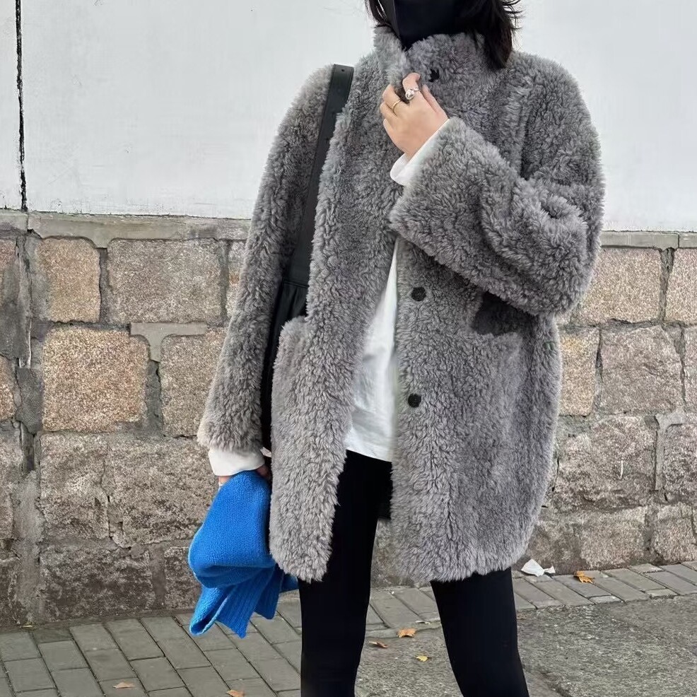 小立领羊羔毛外套女冬2025新款羊剪绒复合皮毛一体皮草大衣中长款