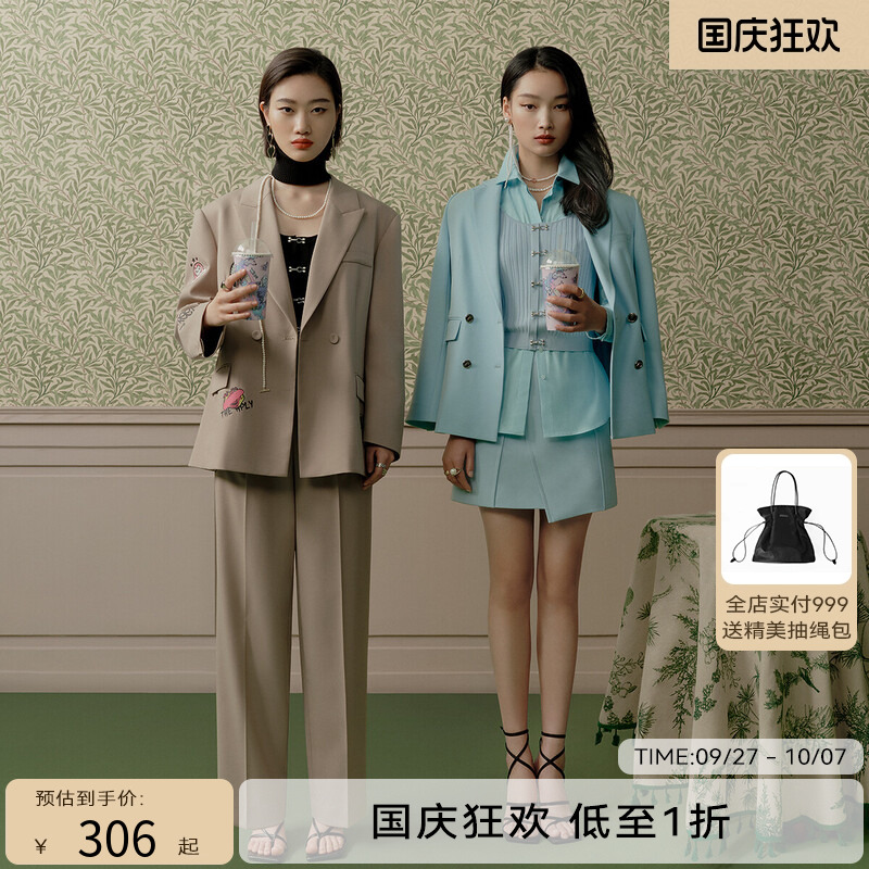 HPLY荷比俪春新品女双排扣利落干练实用西装外套HZC10520165