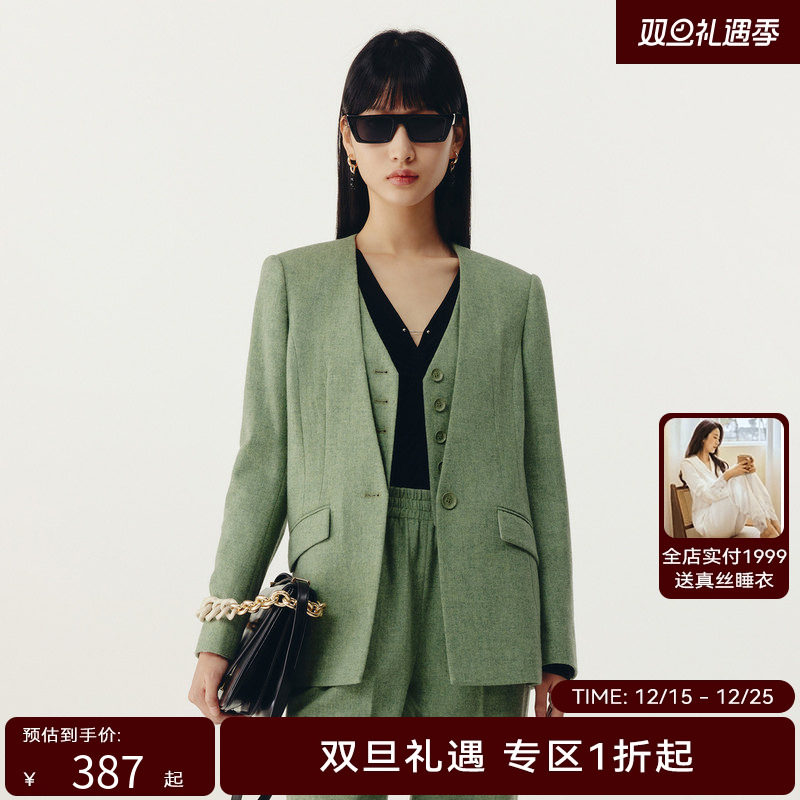 HPLY荷比俪春季新款女假双层领设计显瘦通勤外套HYD11520212