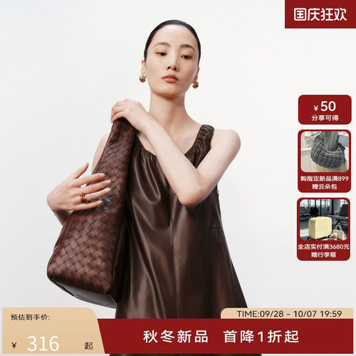 H·GENTEEL荷高新款冬装女无袖抽褶A型连衣裙皮裙GUE41750626T