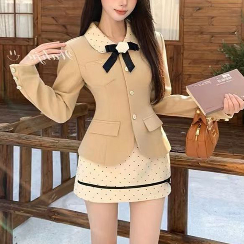 蝴蝶结外套收腰波点半身裙两件套