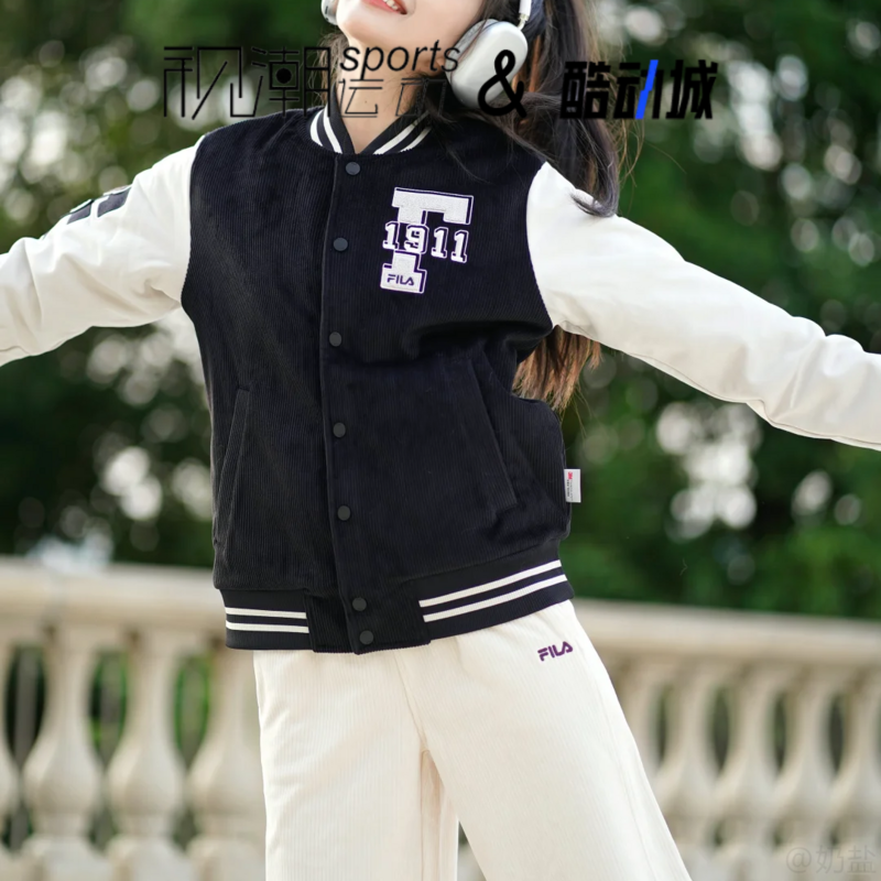 斐乐黑白男女棒球服外套经典撞色