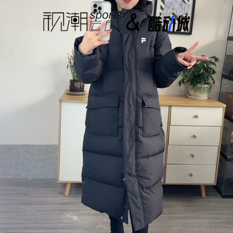 斐乐黑色羽绒服防风保暖长款连帽