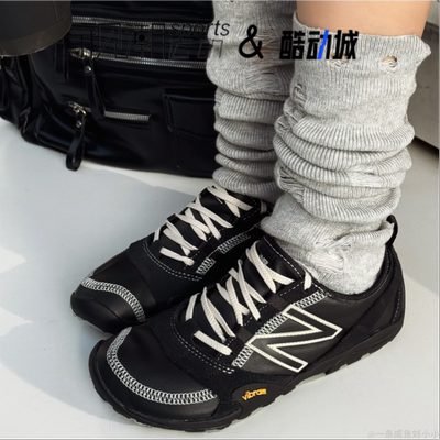 NBMT10O黑色舒适轻便休闲跑步鞋