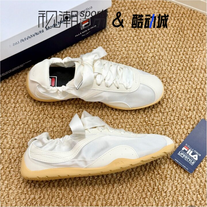 斐乐薄巧鞋白棉花糖女复古芭蕾鞋